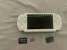 Sony PSP 2000 Handheld System - White - AS-IS - PARTS/REPAIR Battery Included