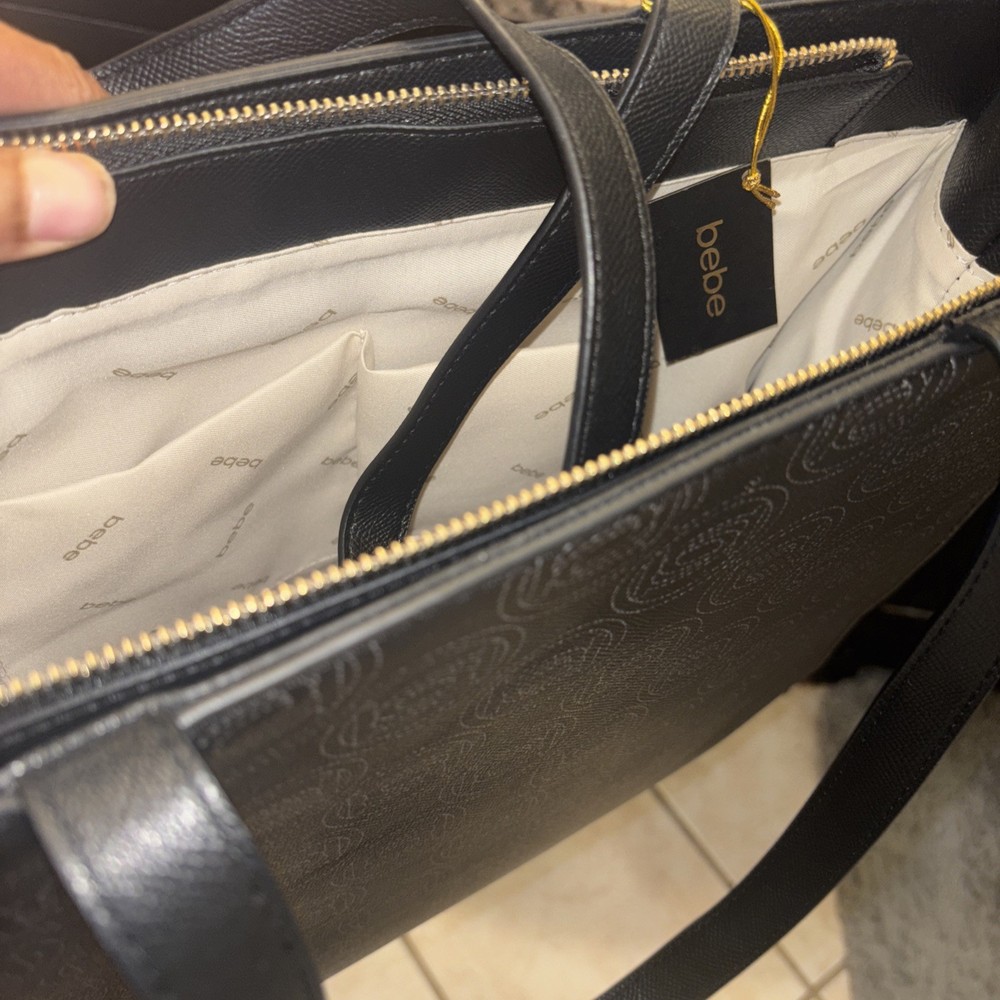 Stylish Durable Canvas Tote Bag for Everyday Use