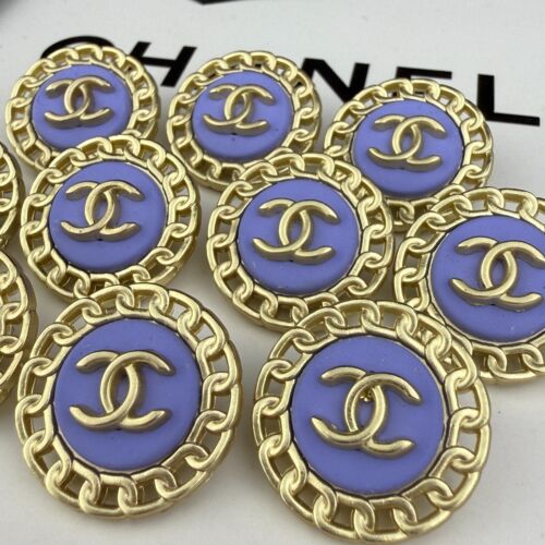 10 CHANEL BUTTONS GOLD BLUE CC LOGO METAL 23MM VINTAGE - Picture 2 of 10
