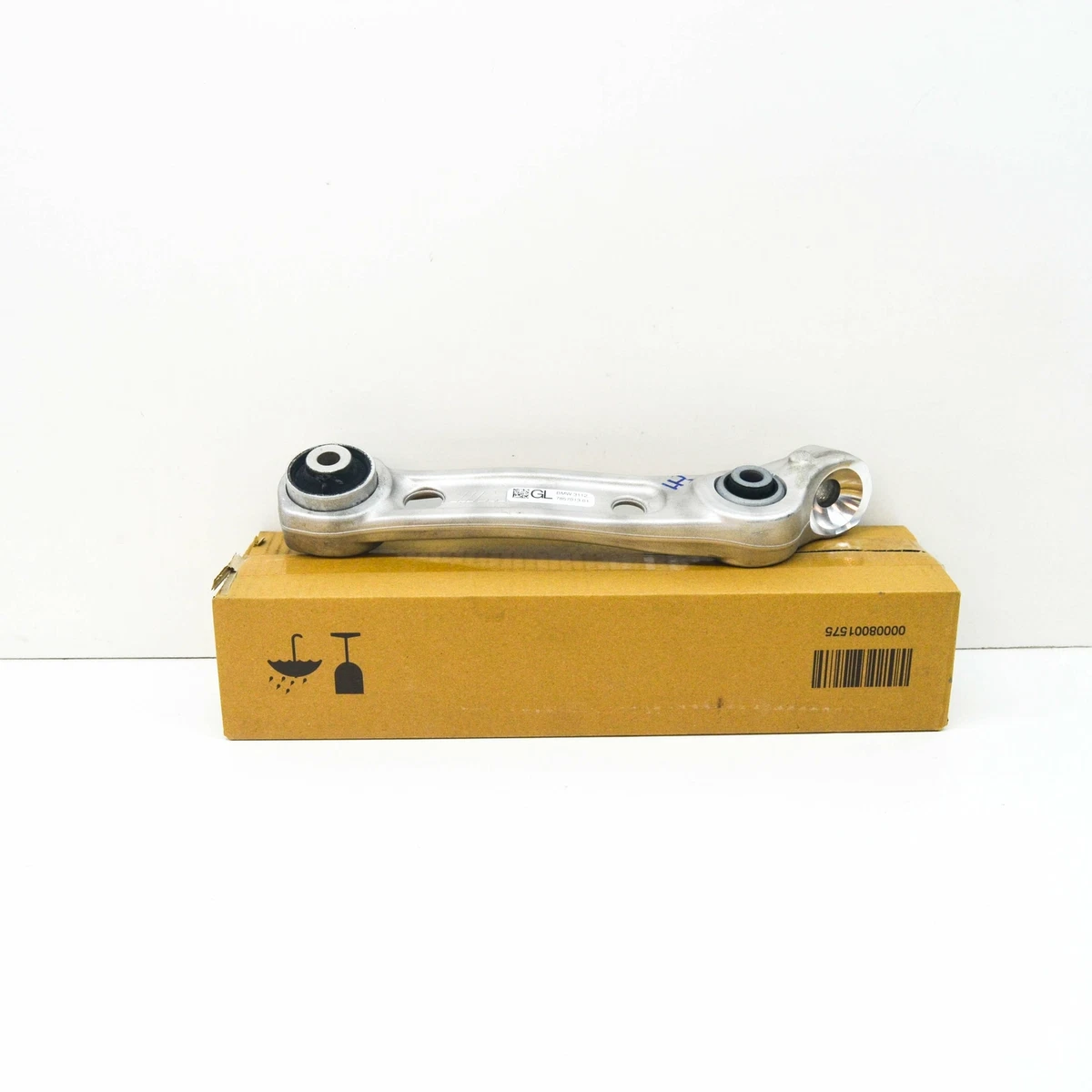 NEW BMW 5 SERIES F90 M5 BOTTOM WITH RUBBER MOUNT LEFT WISHBONE 