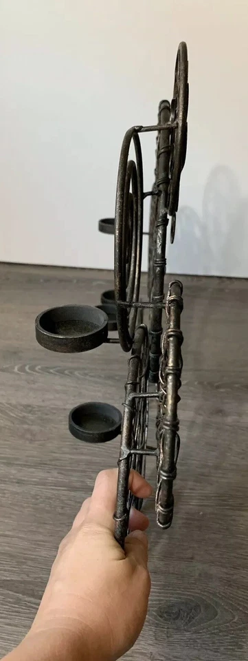 Candelabro West Elm Espiral Hierro Pared Votivo 5 Votivo Moderno Geométrico Foto 2 de 4