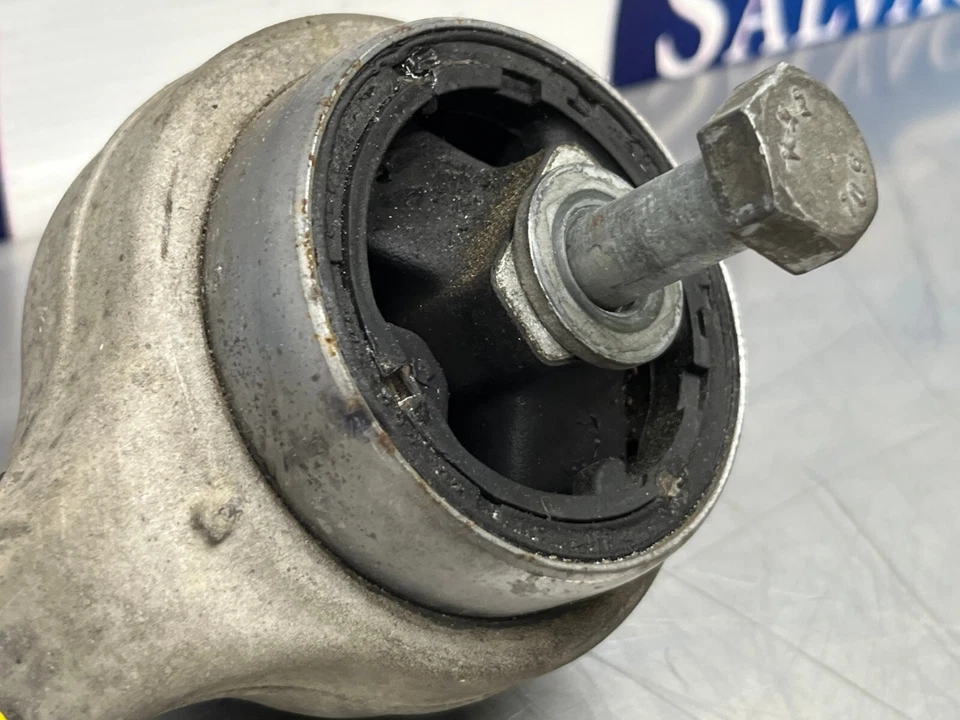 2005 Bmw 545i - E60 - Braço de controle - Frente inferior - Frente - Passageiro - SOMENTE RWD - Imagem 4 de 4