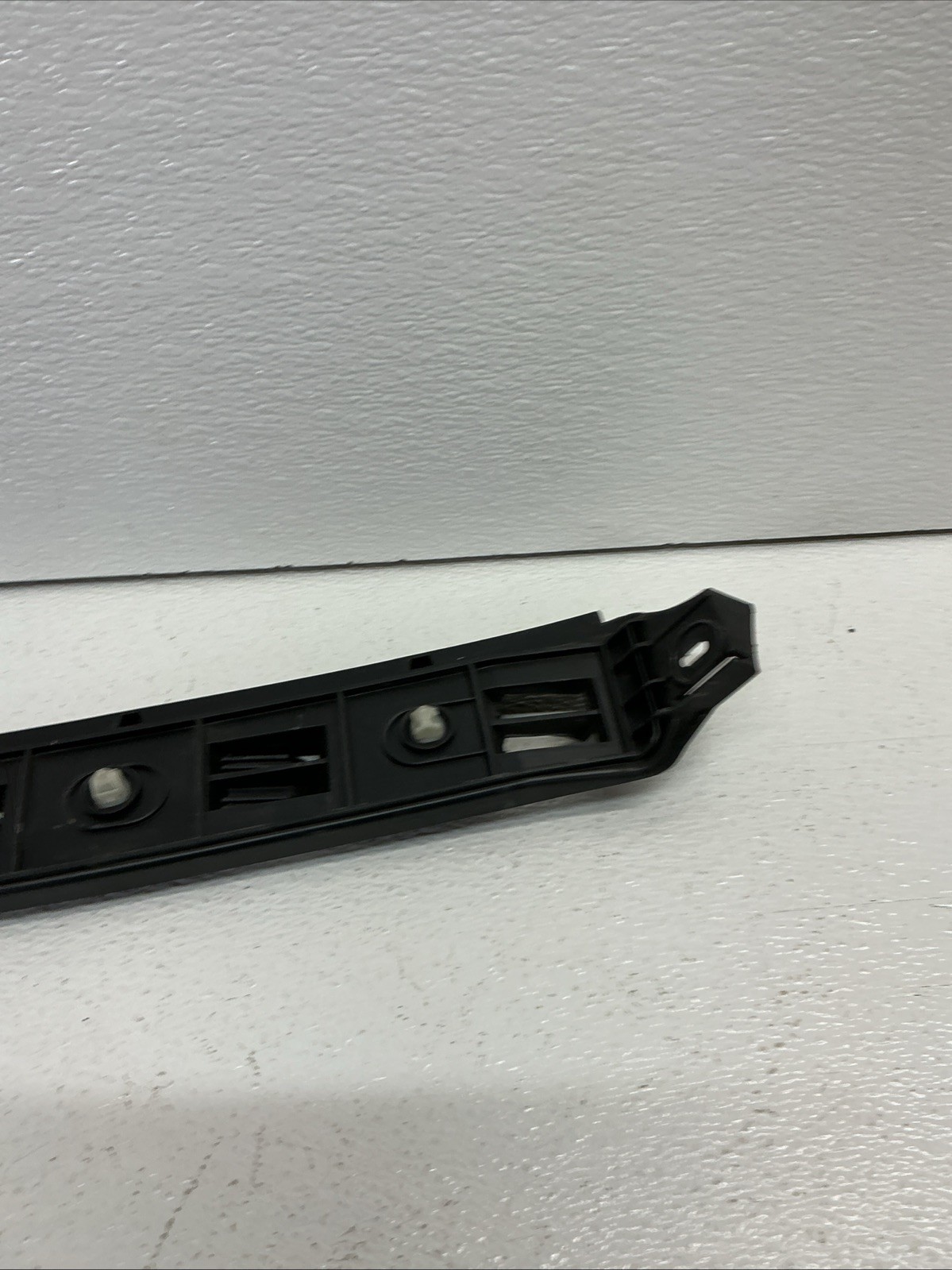 Bentley Continental Flying Spur Rear Right Bumper Support Bracket 3W5807376B OEM