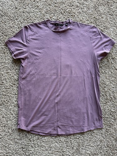 Mens Travis Mathew cloud crew tee stretch modern scallop hem t-shirt ...