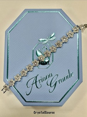 Swarovski Ariana Grande  x  bracelet round cut, Flower Rhodium plated 5749182