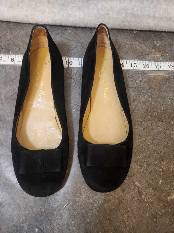 Zapatos planos de ballet Bettye Muller para mujer 38 negros gamuza lazo sin cordones hechos en Italia Foto 2 de 4