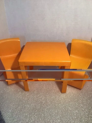 Vintage Barbie 1973 TOWNHOUSE DINING TABLE & 2 ORANGE CHAIRS Set - #7825 House