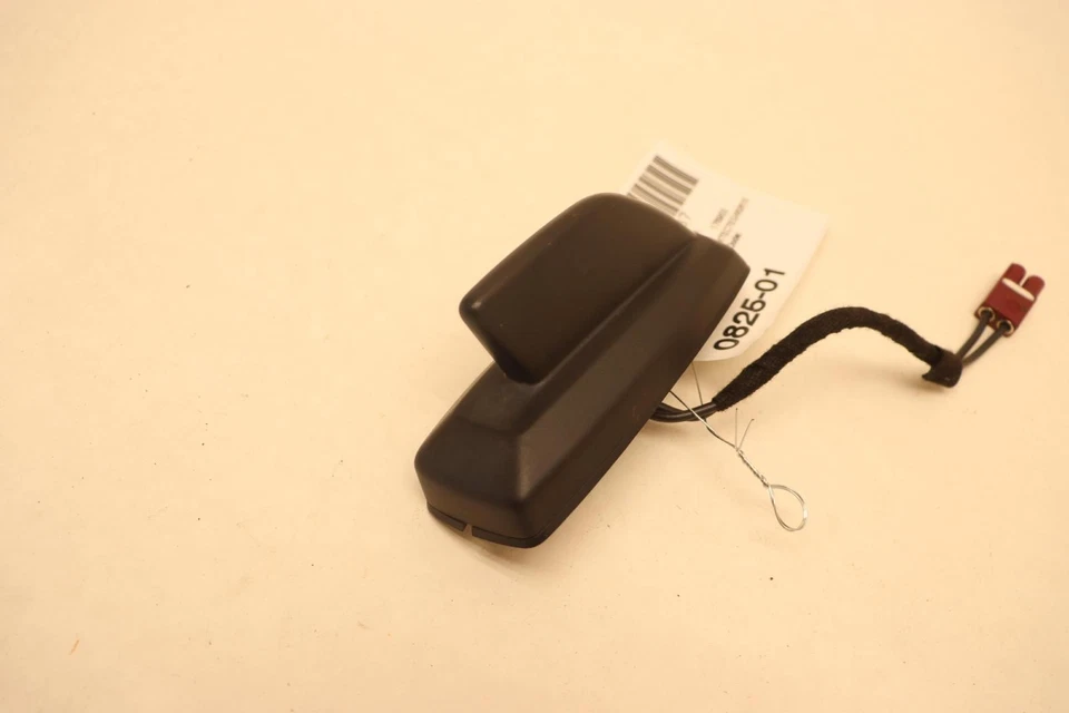 2014-2015 CHEVY SILVERADO 1500 ANTENA DE RÁDIO BARBATANA DE TUBARÃO MONTADA NO TETO FABRICANTE DE EQUIPAMENTO ORIGINAL - Imagem 4 de 4