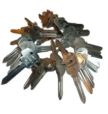Assorted Misc 60 Key BLANKS Ilco Taylor Curtis Some Old Cars & Other. Uncut Keys