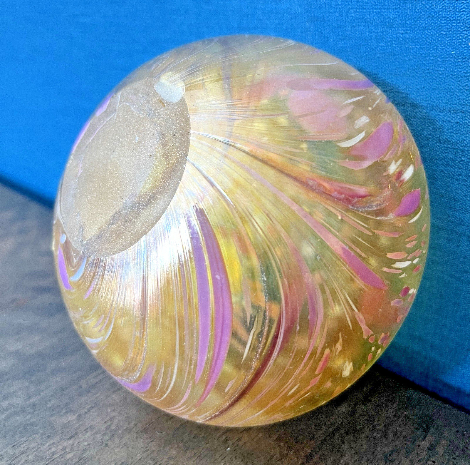 Vintage Iridescent Art Glass Bowl – Hand Blown Studio Glass Swirl Bowl Gold Pink image 3