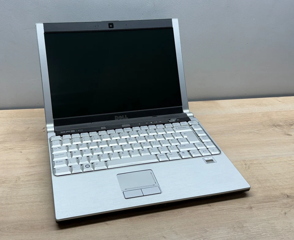 Dell XPS M1330 13.3" Laptop Computer - Windows XP, 4GB RAM, 500GB HDD - Image 3 of 4