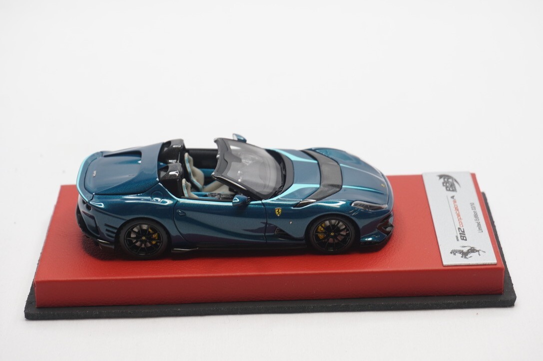 1/43 BBR FERRARI 812 COMPETIZIONE A BLUE CAPRI RED LEATHER BASE