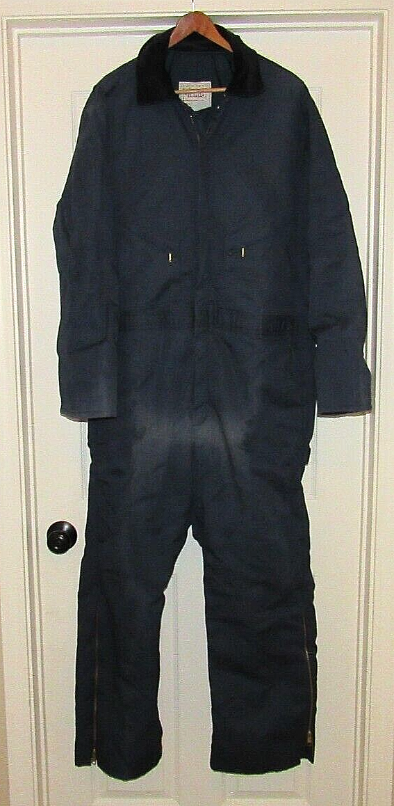 Vintage Walls Outdoors SIZE LARGE 42-44 Insulated Blue Vintage Walls Outdoors SIZE LARGE 42-44 Insulated Blue