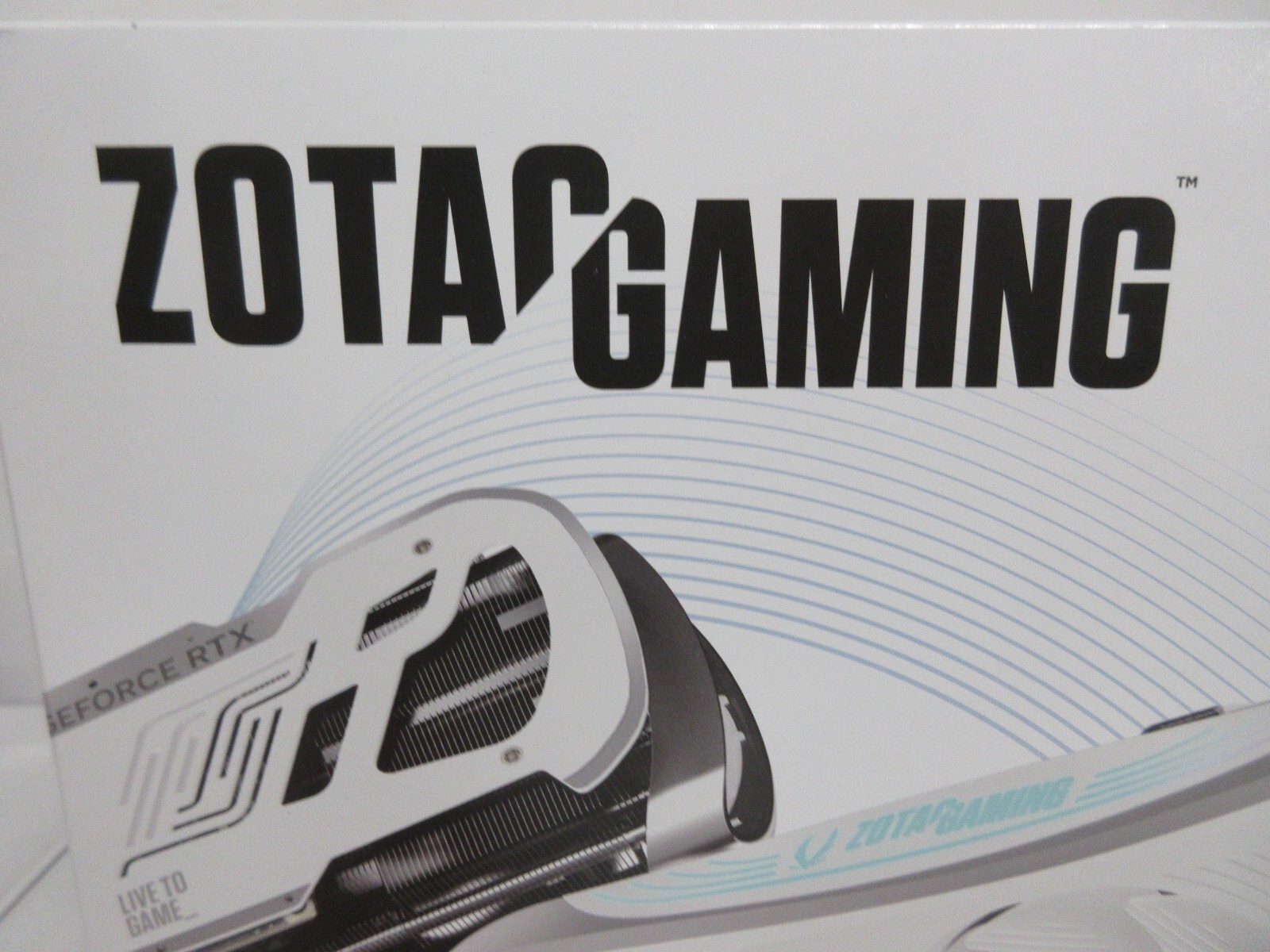 ZOTAC GAMING GeForce RTX 4090 Trinity OC White Edition Graphics Card 2