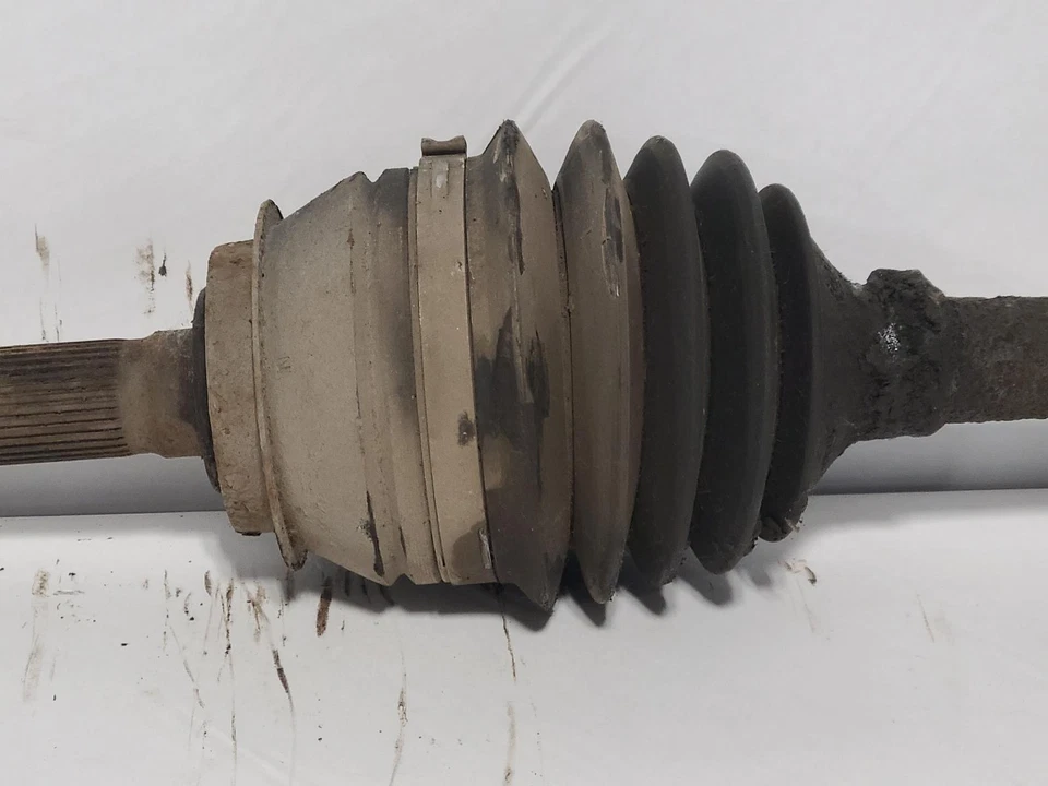 Eje de transmisión delantero izquierdo usado se adapta a: Pontiac Grand am 1988 eje delantero MT 4-138 Foto 3 de 4