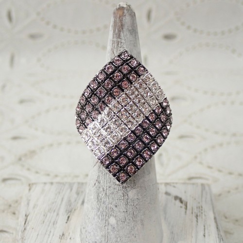 Camille Lucie Clear Lavender Rhinestone Wavy Rhodium Plated Size 5 1/2 Ring - Picture 7 of 8