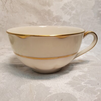Theodore Haviland Concorde - 2 Flat Cups