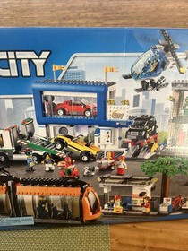 LEGO City 60097 City Square. New. Sealed.