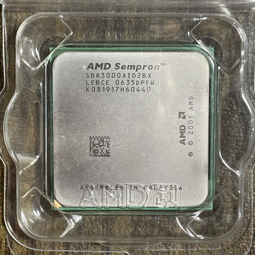 AMD Sempron 3000+ 1800MHz 128KB L2 Cache Socket 754 64Bit CPU SDA3000AI02BX