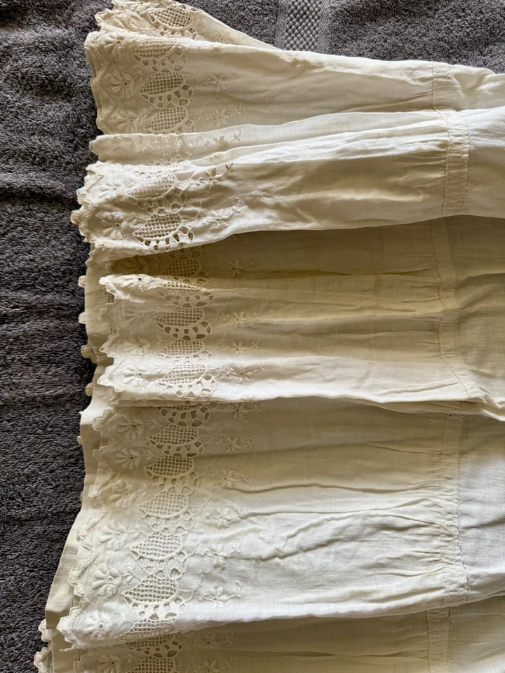 Antigua enagua victoriana eduardiana de algodón blanco - encaje con ojales Foto 3 de 4