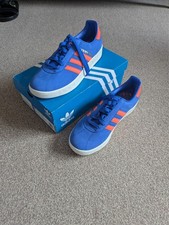 Adidas Trimm Trab Blue, Coral and Cream. Excellent Condition Never Been Worn UK9