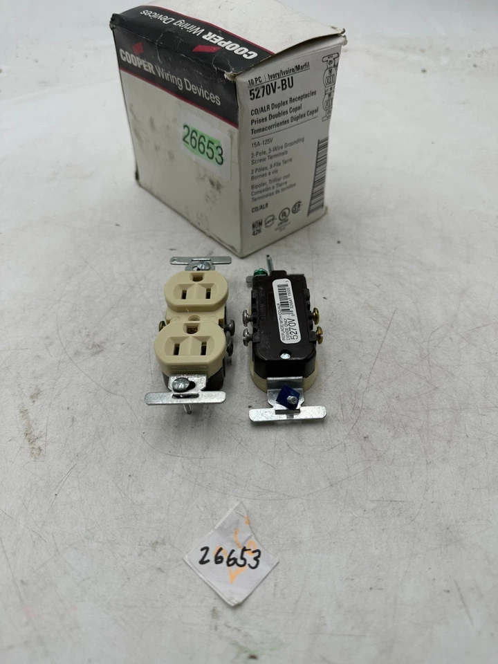 Cooper 5270V-BU Duplex Receptacles 15 Amp 125V 2P 3W - Image 3 of 4