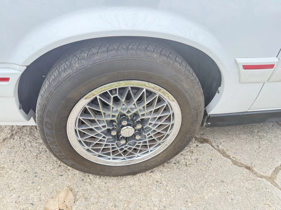 Pontiac Sunbird LE 1994 Foto 3 de 4