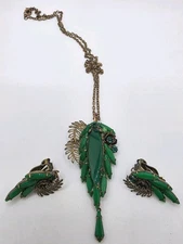 Vintage Verified Alice Caviness Green Stone W/Metal Accent Necklace/Earrings