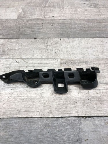 Volkswagen PASSAT B7 2012 Vorne rechts Halterung Stoßstange Stoßfänger vorne