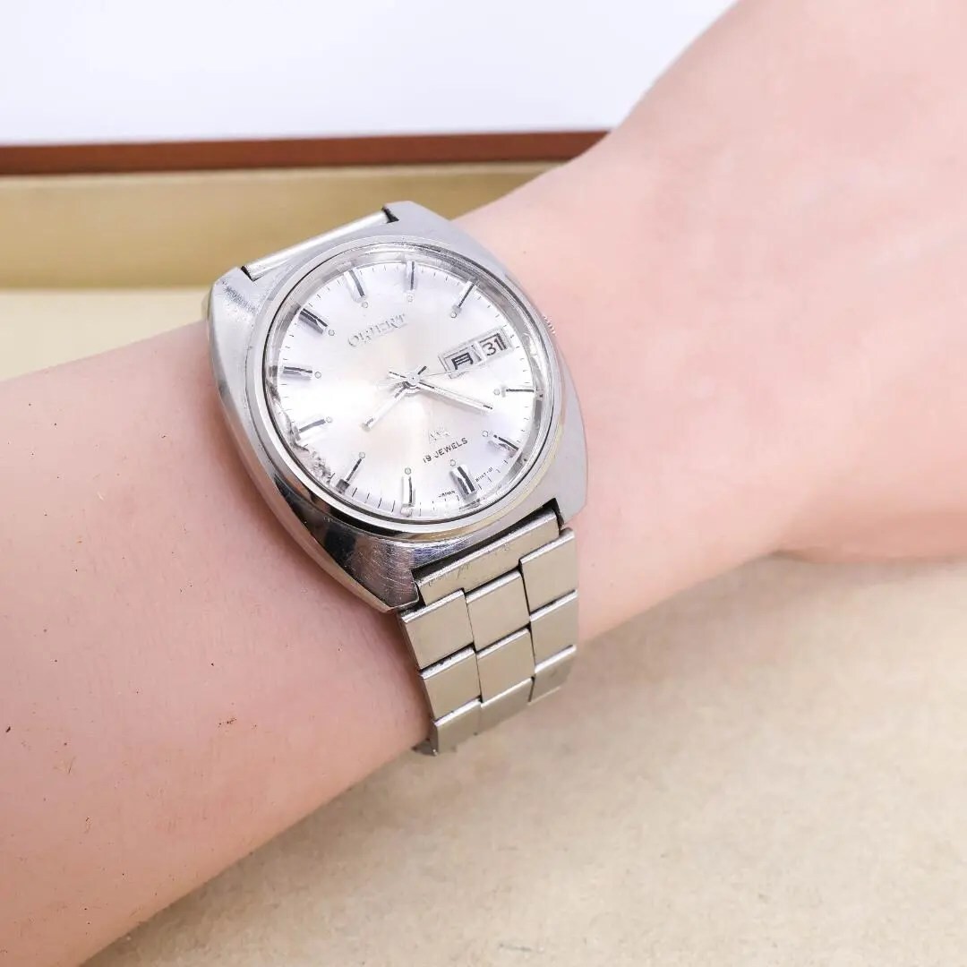 Working ORIENT AAA Watch Automatic 19 Jewels Day … - image 3