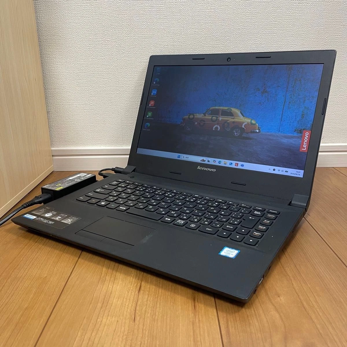 Lenovo Intel Core i3 6th Gen. PC Laptops & Netbooks 4 GB RAM for