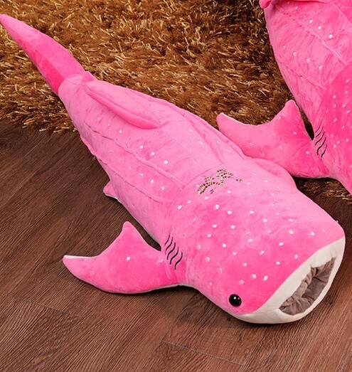 Lawsuit Pink Whale Clothing Brand Vineyard Vines Gingerbread Whale