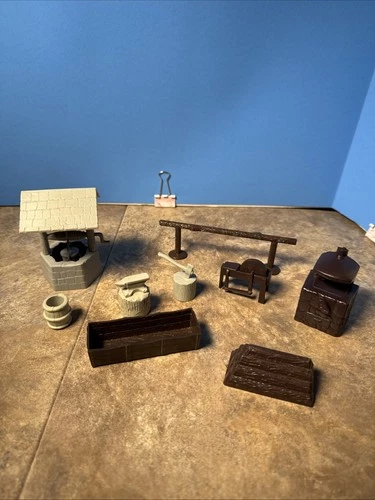 Marx Fort Apache Alamo Zorro  Stockade Outside 9 Accessories