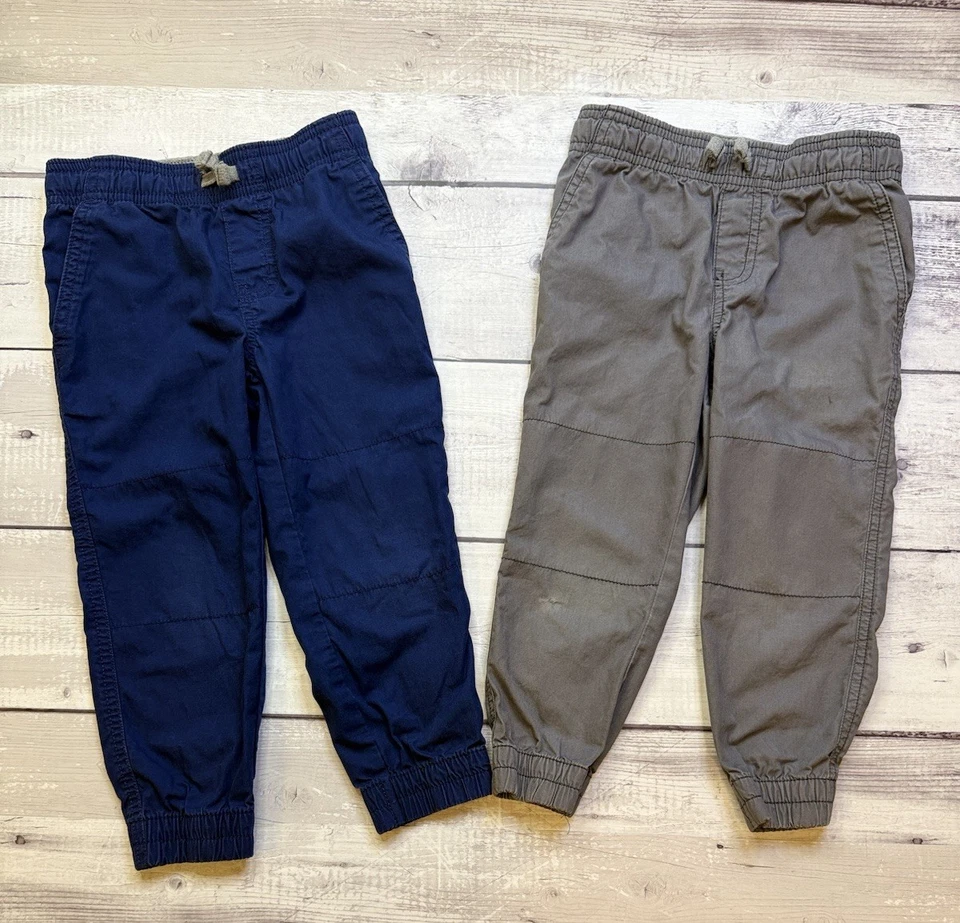 Calças jogger masculinas infantis Carters tamanho 3T lote de 2 cinza/marinho - Imagem 2 de 4