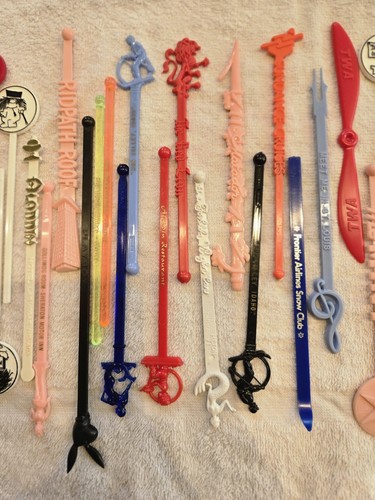 Lot 33 VTG Plastic Swizzle Cocktail Drink Stir Sticks TWA Playboy Frontier - Bild 8 von 11