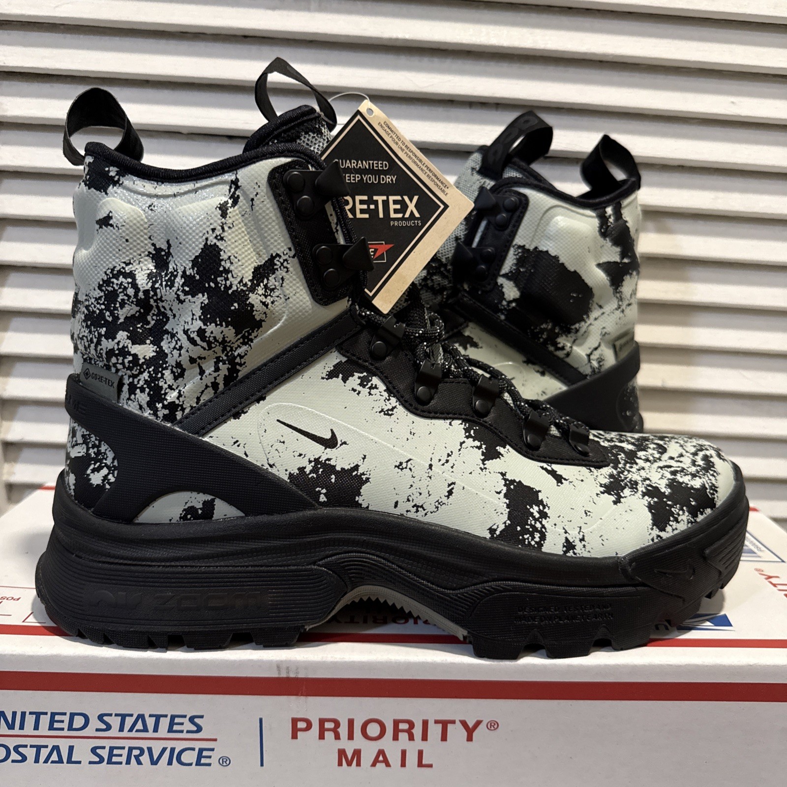 &rsquo;s Size 10 Ib2328-001
