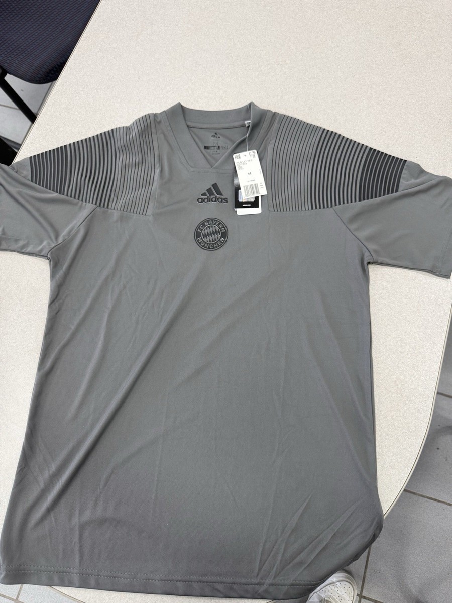 Adidas FC Bayern Munich 2018/19 Icons Tee Men's Jersey Size Medium