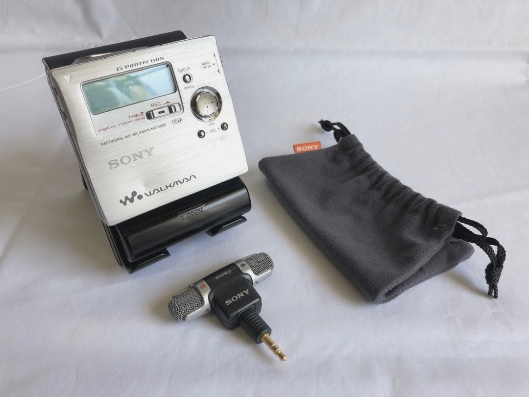 SONY・WALKMAN・MZ-R909 Sony MZ-R909 MD Minidisc Walkman w/AA sidecar (Blue) [DEMO / PLAYS