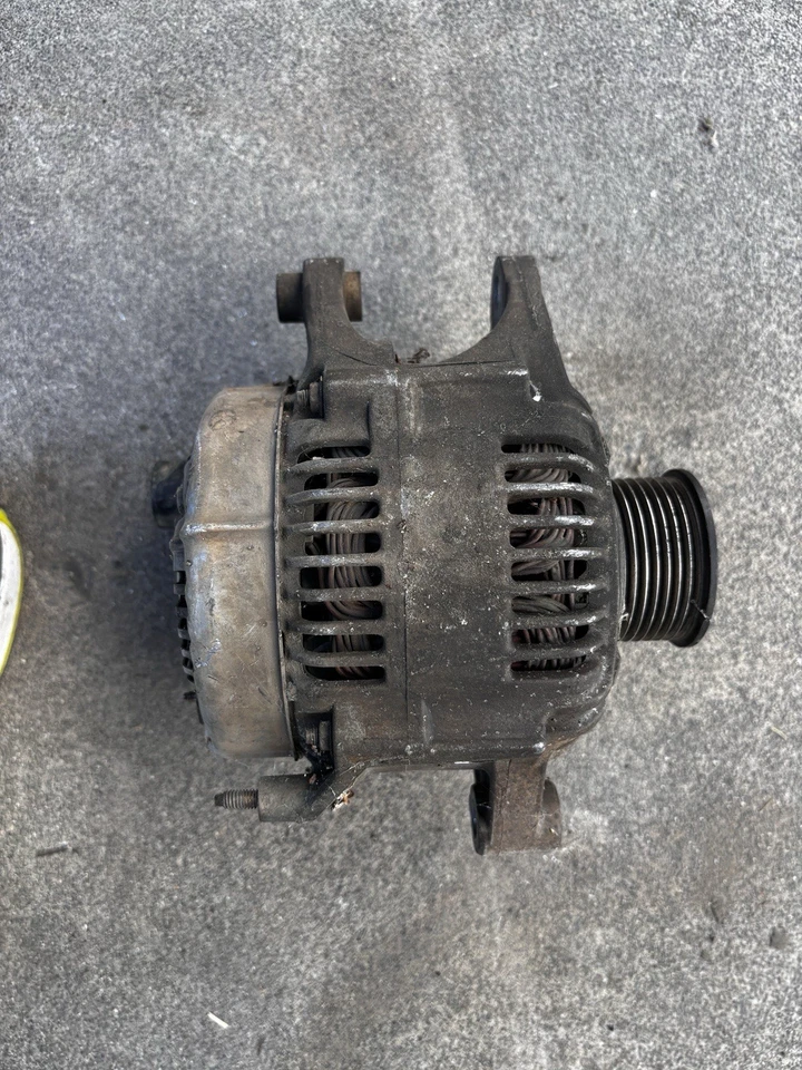 Dodge Ram 1500 V8 5,2 litros 1997-1998 90 amperios 56027913 OEM 121000-4171 Foto 3 de 4