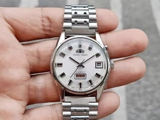 VINTAGE WEEKLY ORIENT Hand Wound 19 Jewels 1960s Day Date Men's Wristwatch White