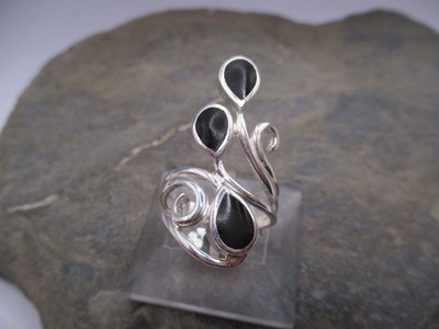 Ring verspielt 925 Sterlingsilber drei Onyx schwarz Tropfen lange Form Rg 58/18