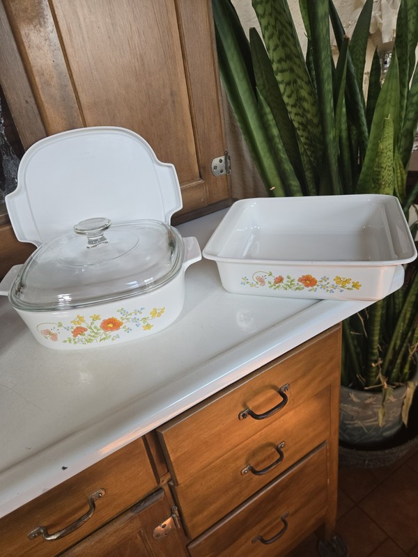 Corningware Wildflower pattern all mark made in the USA