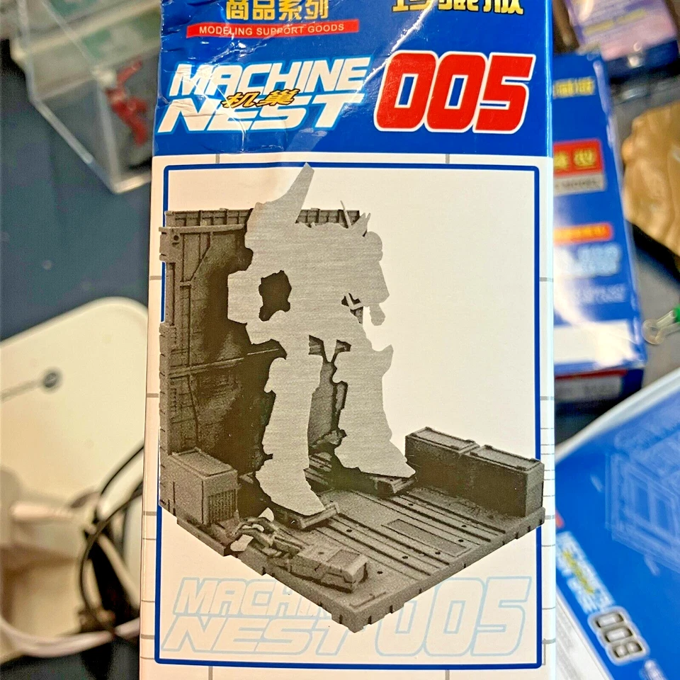 MSG Gundam scifi Mechanical Chain Base hangar 005  US seller - Image 3 of 4