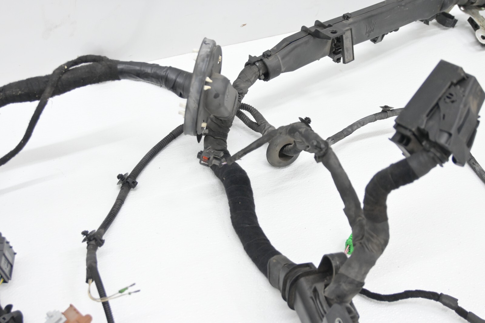 ⭐ 14-21 Maserati Ghibli Engine Bay Fuse Box Wiring Harness Plugs Oem