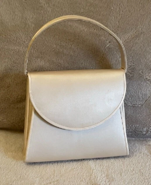 Bolso de mano vintage años 80 Lord & Taylor dorado satinado con espejo y correa bandolera Foto 2 de 4