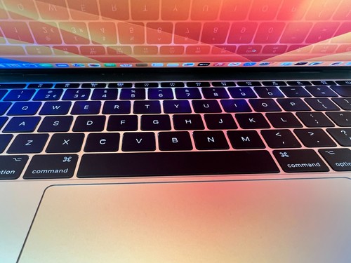 Apple MacBook Pro 13" Retina i5 7360U Turbo3.6GHz 8GB 256GB SSD A1708 NewBattery - Afbeelding 17 van 22