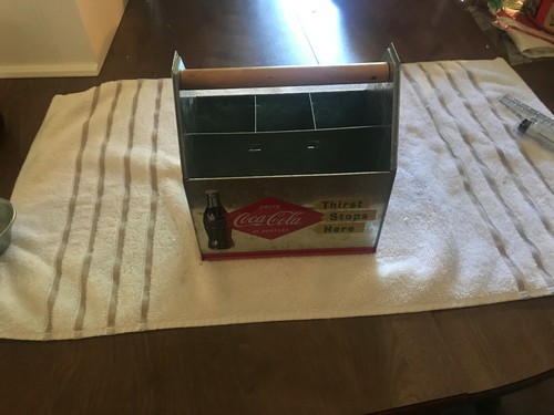 COCA-COLA METALL UTENSILIEN CADDY TRÄGER Durst stoppt hier Holzgriff