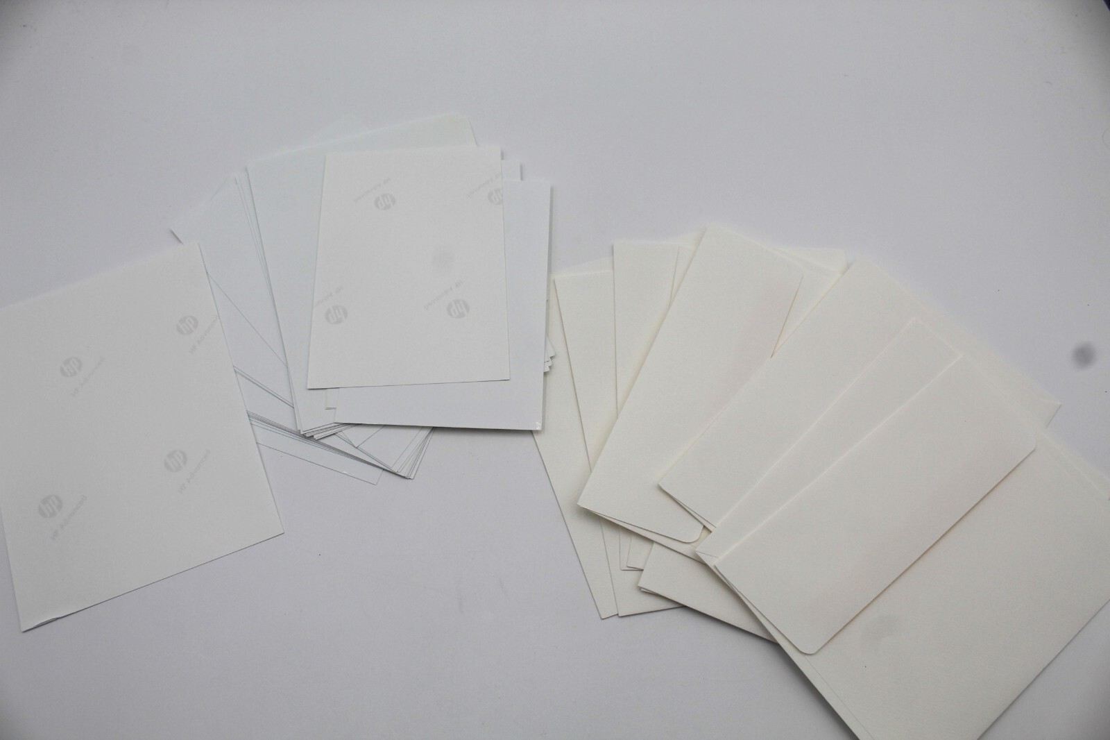 HP Glossy Printer Photo Paper CR702 20 5" x 7" , 5 4" x 6" Sheets + 10 Envelopes