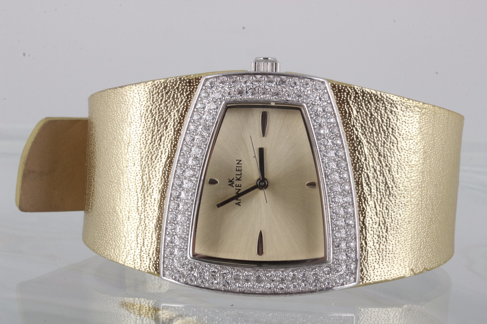 ANNE KLEIN 10/6831 Y121E QUARTZ CLEAR CRYSTALS GOLD COLOR BAND WATCH