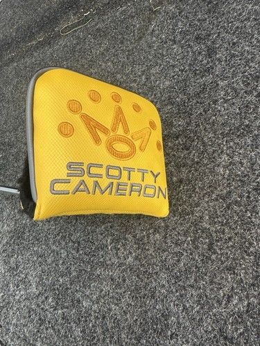Scotty Cameron Golf Putter 34in Phantom X 5.5, practically brand new, used 5 rnd